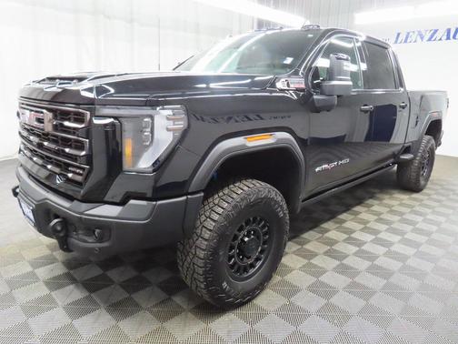 2025 GMC Sierra 2500 AT4