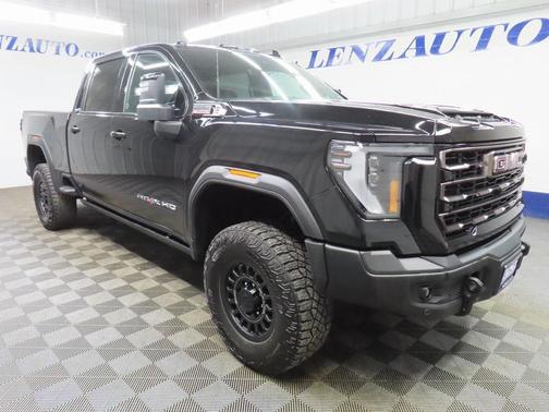 2025 GMC Sierra 2500 AT4