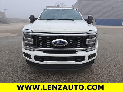 2025 Ford F-450 Platinum