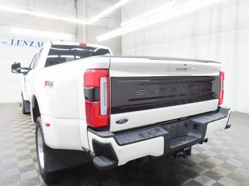 2025 Ford F-450 Platinum