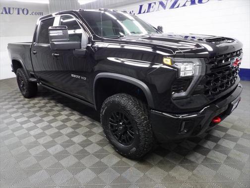 2024 Chevrolet Silverado 2500 4WD Crew Cab Standard Bed ZR2