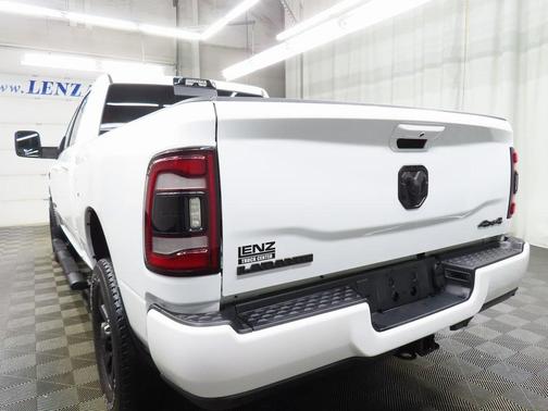 2024 RAM 2500 Laramie Crew Cab 4x4 6'4' Box