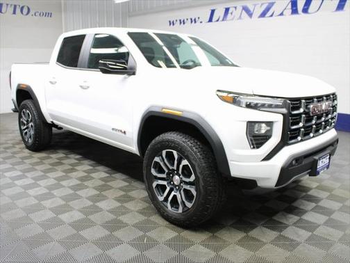 2023 GMC Canyon Base