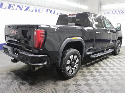 2024 GMC Sierra 2500 Denali
