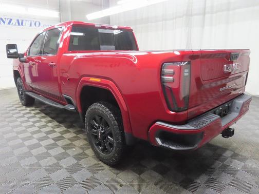 2024 GMC Sierra 2500 AT4