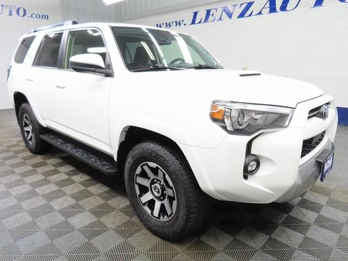 2024 Toyota 4Runner TRD Off Road
