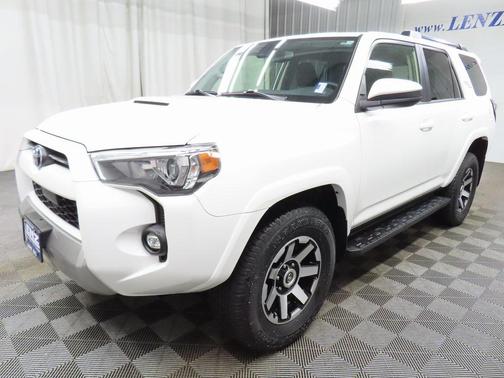 2024 Toyota 4Runner TRD Off Road