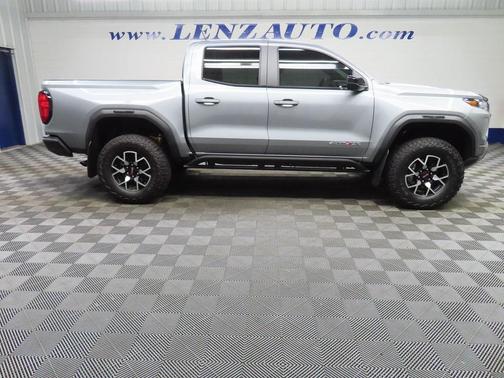 2025 GMC Canyon AT4X