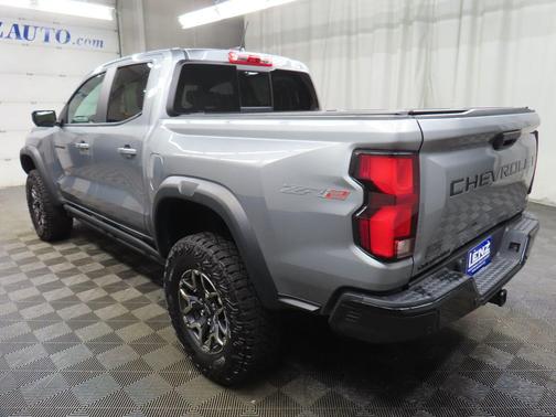 Sterling Grey Metallic 2026 Chevrolet Colorado ZR2