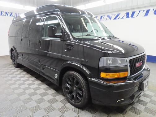 2022 GMC Savana 2500 Work Van