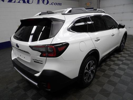 2022 Subaru Outback Touring XT