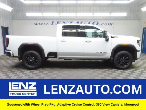 Summit White 2025 GMC Sierra 2500 AT4