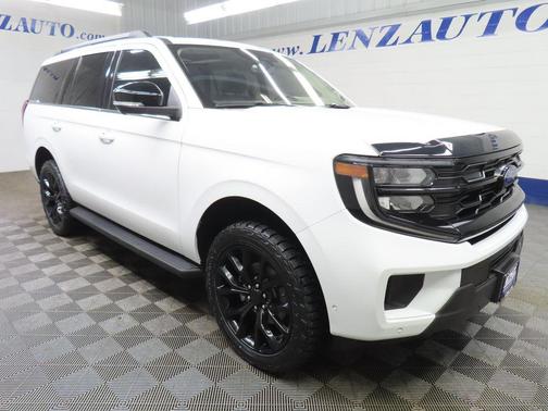 Oxford White 2025 Ford Expedition Active