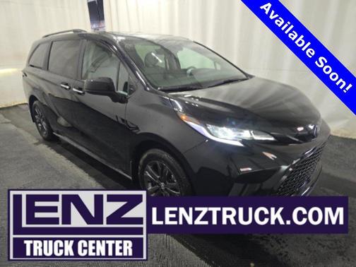 2025 Toyota Sienna XSE 7 Passenger