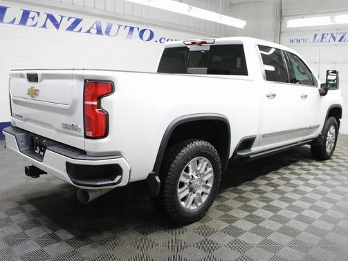 2024 Chevrolet Silverado 2500 High Country