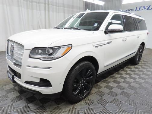 2024 Lincoln Navigator Reserve