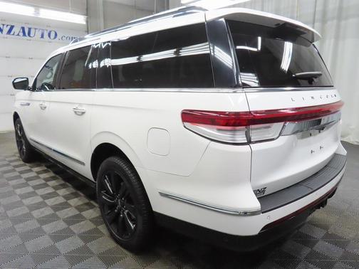 2024 Lincoln Navigator Reserve