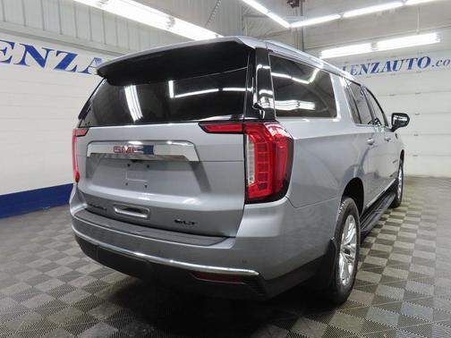 2024 GMC Yukon XL SLT