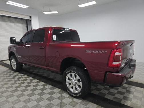 2024 RAM 3500 Laramie Crew Cab 4x4 6'4' Box
