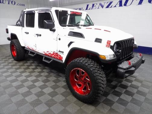 Bright White Clearcoat 2021 Jeep Gladiator Willys 4x4