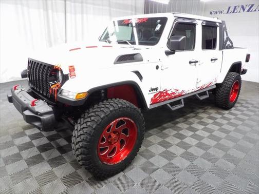 Bright White Clearcoat 2021 Jeep Gladiator Willys 4x4