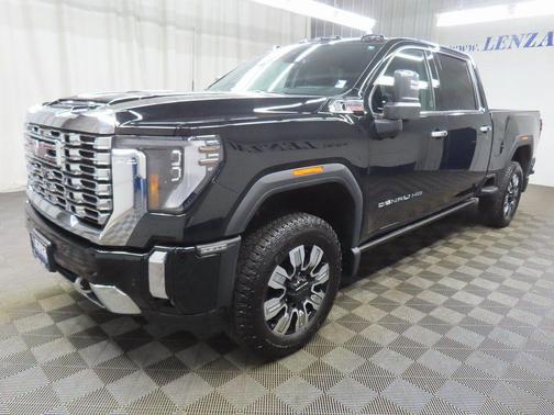 2024 GMC Sierra 2500 Denali