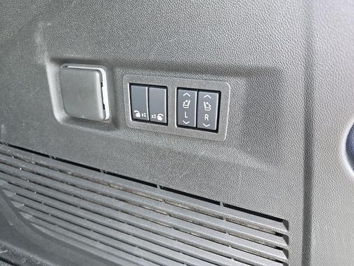 Onyx Black 2025 GMC Yukon Denali