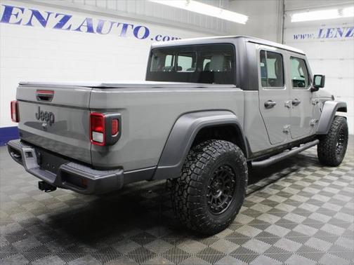 2023 Jeep Gladiator Sport