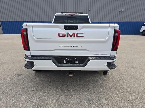 2025 GMC Sierra 3500 Denali