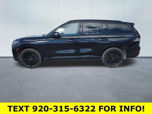 Infinite Black Metallic Clearcoat 2025 Lincoln Aviator Reserve AWD