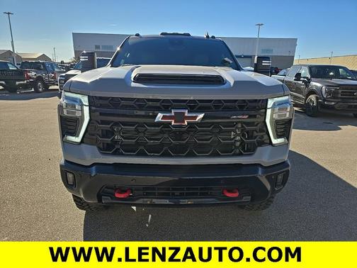 2025 Chevrolet Silverado 2500 4WD Crew Cab Standard Bed ZR2