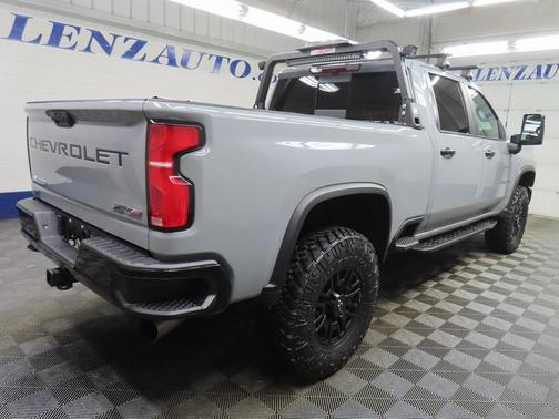 2025 Chevrolet Silverado 2500 4WD Crew Cab Standard Bed ZR2