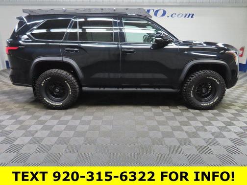 2025 Toyota Sequoia SR5