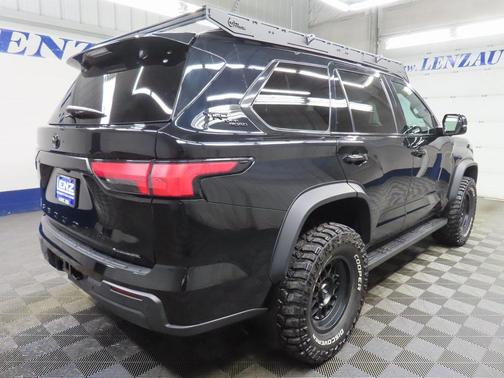 2025 Toyota Sequoia SR5