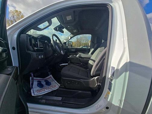 2024 GMC Sierra 3500 SLE