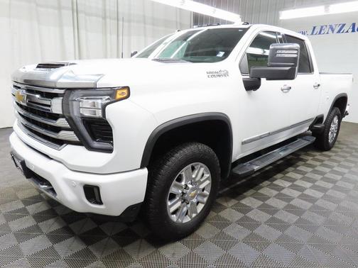 2024 Chevrolet Silverado 2500 High Country