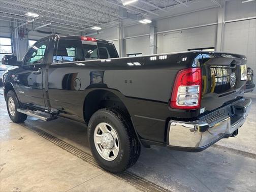 2021 RAM 3500 Tradesman Regular Cab 4x4 8' Box
