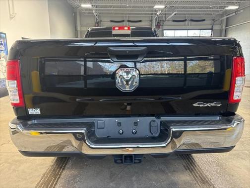 2021 RAM 3500 Tradesman Regular Cab 4x4 8' Box