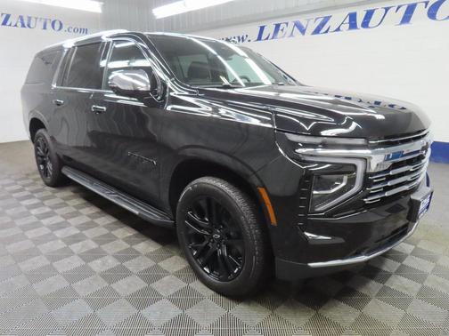 2025 Chevrolet Suburban Premier