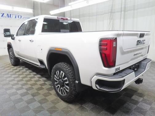 2025 GMC Sierra 2500 Denali Ultimate