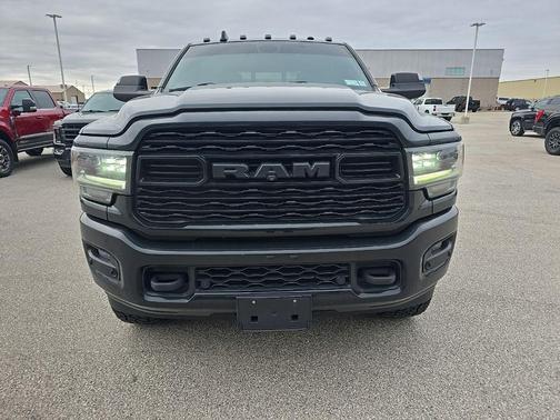 2022 RAM 2500 Limited Crew Cab 4x4 6'4' Box