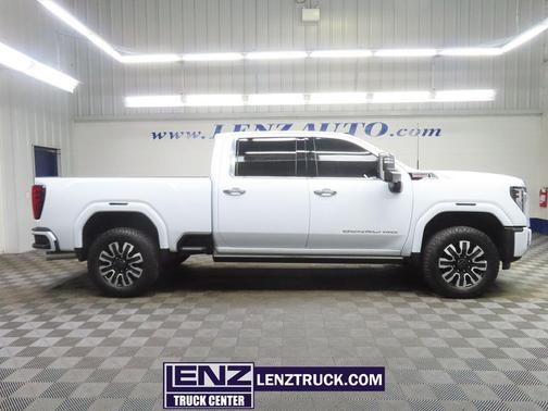 Glacier White Tricoat 2026 GMC Sierra 2500 Denali