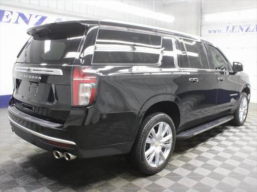 2023 Chevrolet Suburban 4WD High Country