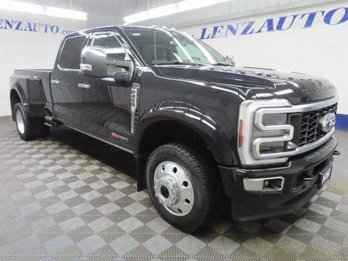 2025 Ford F-450 Platinum