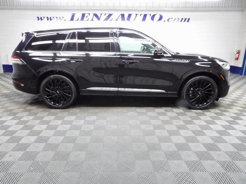 2022 Lincoln Aviator Reserve AWD
