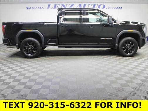 2025 GMC Sierra 2500 AT4