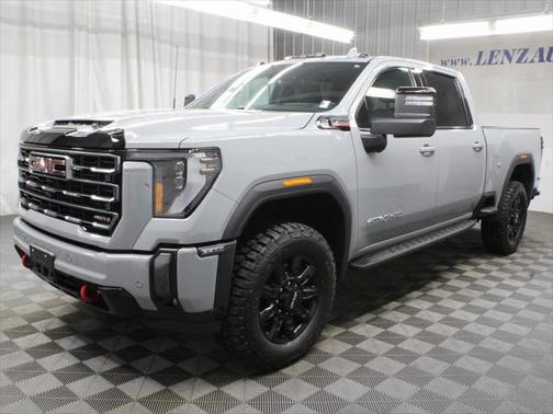 2024 GMC Sierra 2500 AT4