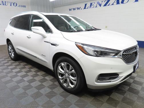 White Frost Tricoat 2018 Buick Enclave Avenir