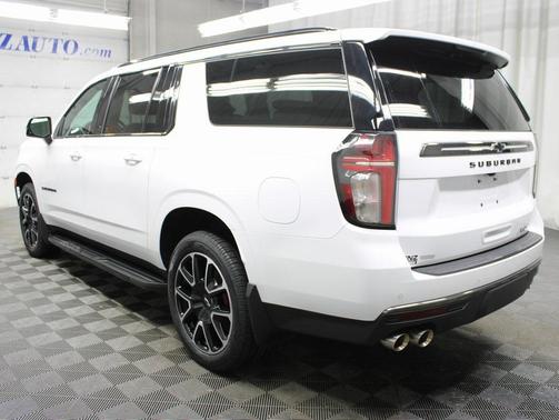 2022 Chevrolet Suburban RST