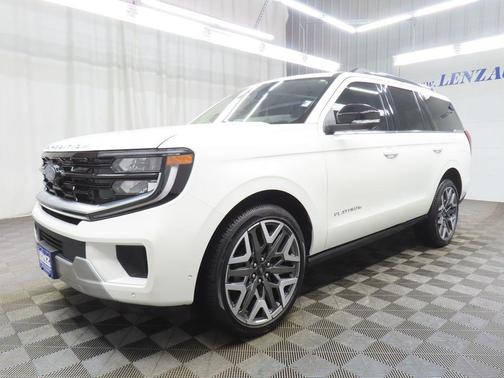 Star White Metallic Tri-Coat 2025 Ford Expedition Platinum